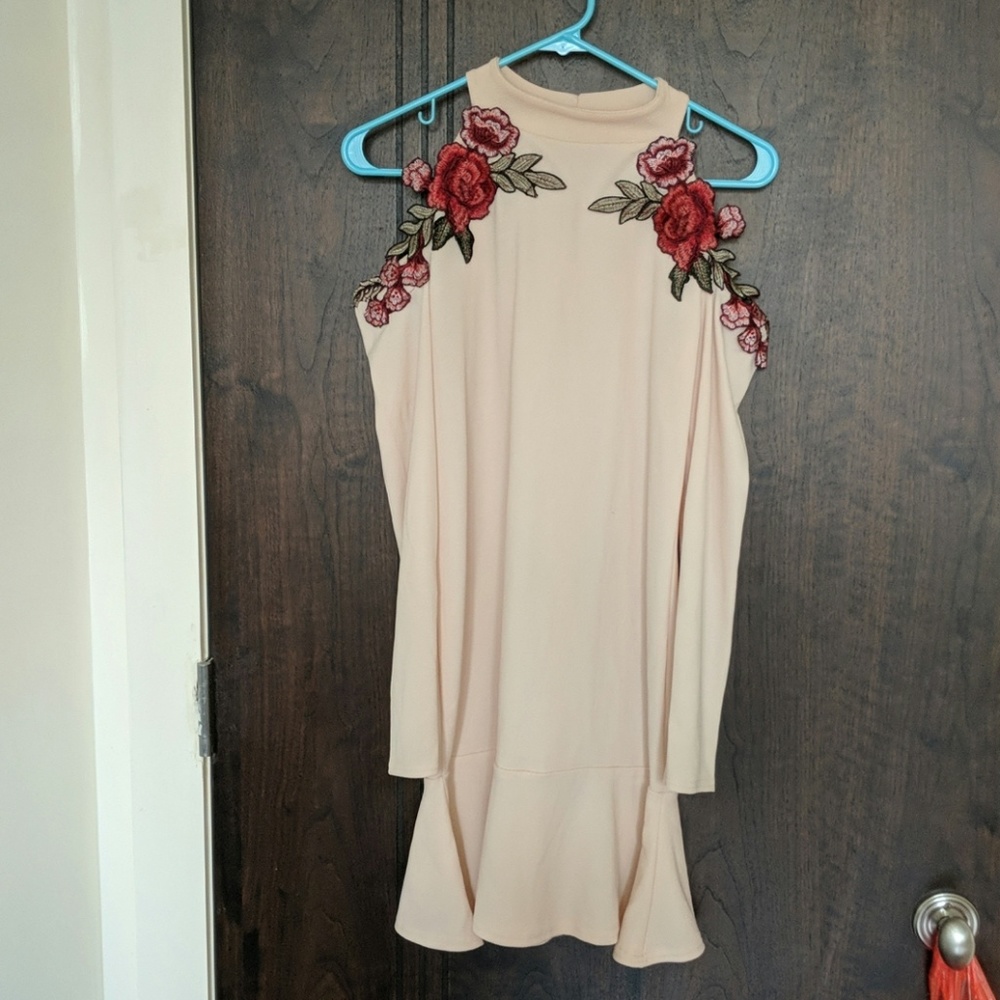 [Boohoo] Pink off shoulder dresd
